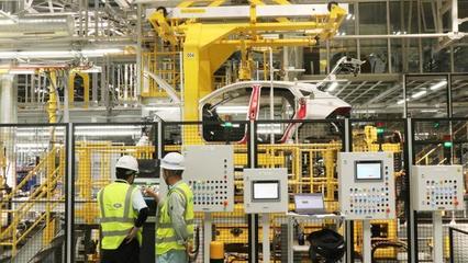 外觀裝配精度1毫米以內 移動互聯網技術如何重塑奇瑞捷豹路虎常熟樣板工廠